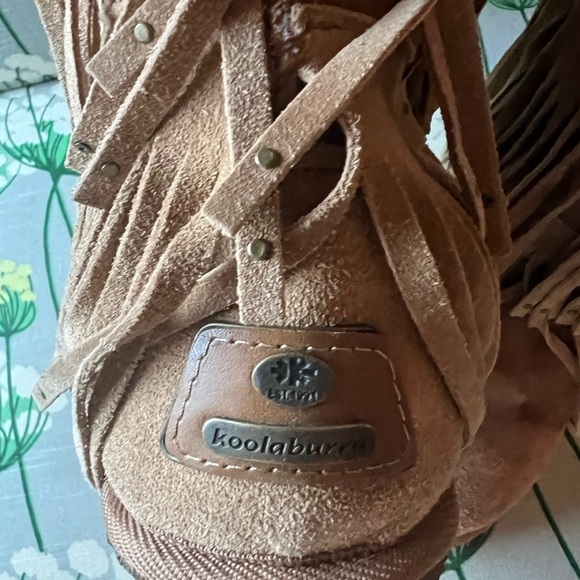 Koolaburra wedge boots suede with fringes size9 - Picture 5 of 6